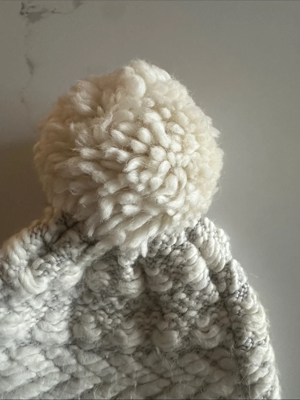 Club Monaco Cream and Light Gray Cable Knit Pom Beanie